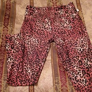 Pink leopard leggings